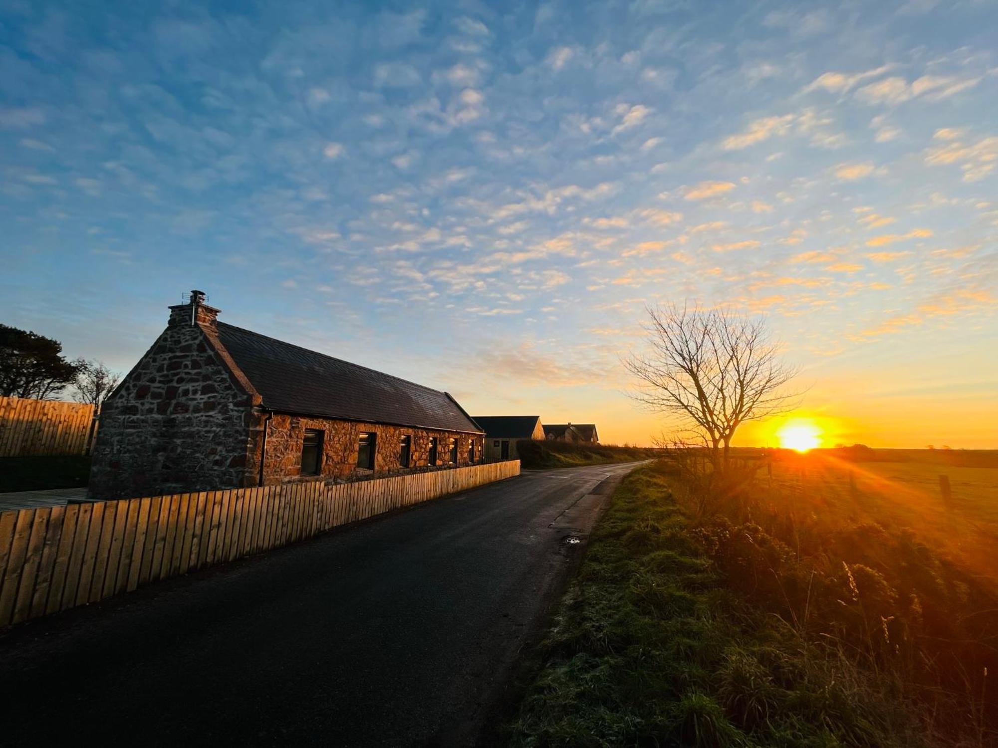 Tumbledown Croft, Rural Cottage Near Cruden Bay Peterhead Exterior photo